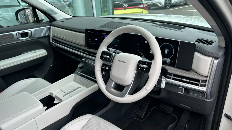 Hyundai SANTA FE 1.6 TGDi 239 Hybrid Ultimate 5dr 4WD Auto Hybrid Estate